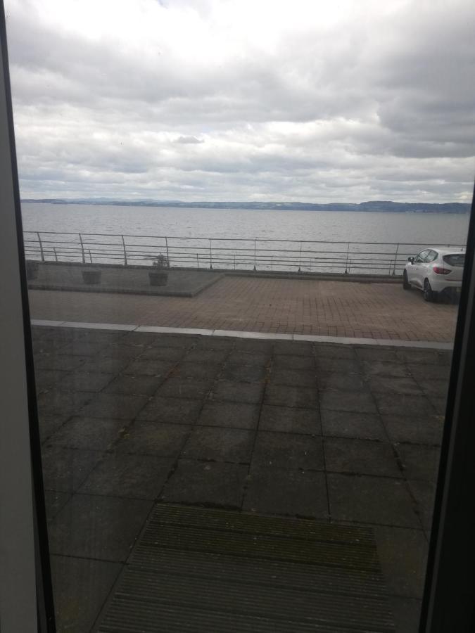 Stunning Waterfront Western Harbour Apartment Edinburgh Luaran gambar